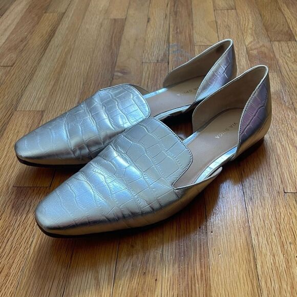 Via Spiga Women’s Allese Alligator Embossed d’Orsay Loafer Flats Silver Size 8 - Picture 4 of 16